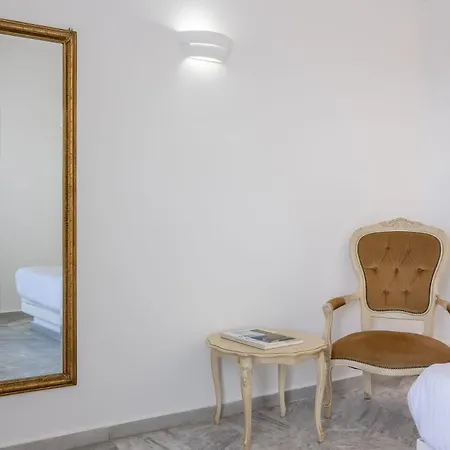 Marvelous Santorini - 1 Bedroom - Tioumoutiri - Private Jacuzzi And Unforgettable Caldera Sea Views - Fira (Santorini)
