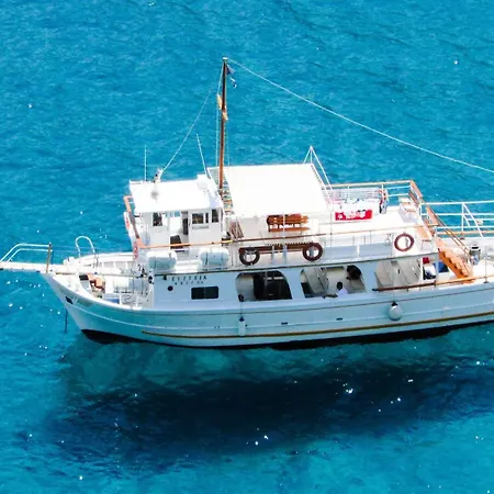 Marvelous Santorini - 1 Bedroom - Tioumoutiri - Private Jacuzzi And Unforgettable Caldera Sea Views - * Fira (Santorini)